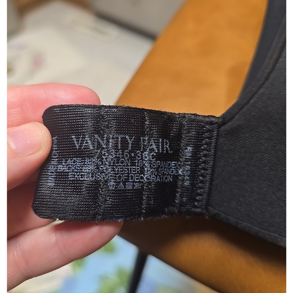 Vanity Fair Beauty Back Black Floral Lace Full Coverage Underwire Bra Size 36C - Picture 5 of 5